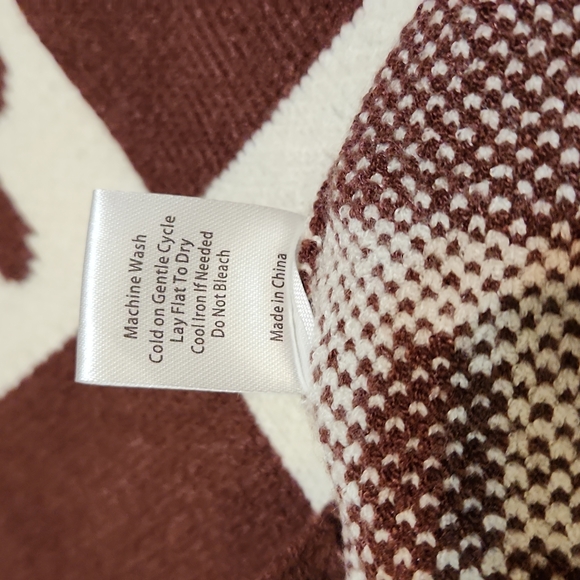 POL Sweater Size S - Picture 12 of 12